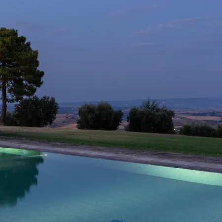 Panorama 14, Emma Chianni