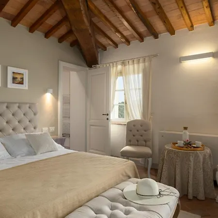 Panorama 14, Emma Villa *